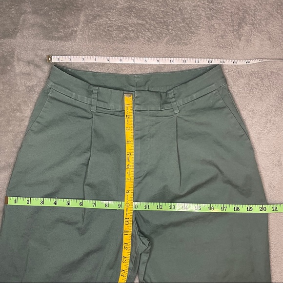 Uniqlo green pants - Picture 3 of 6